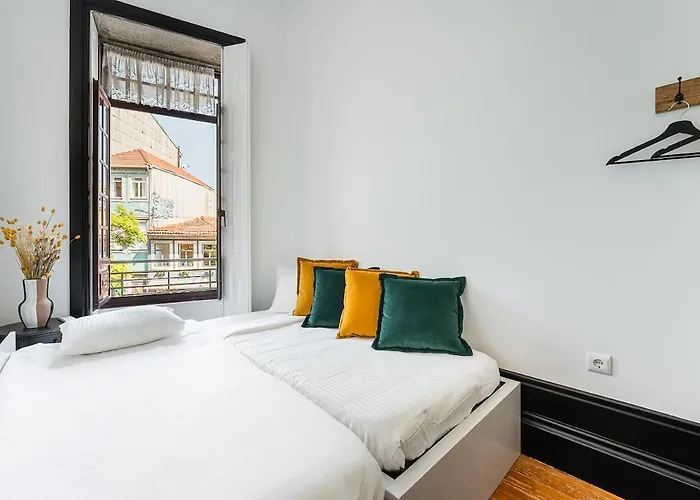 Апартаменты Terraced In The Heart Of - Free Parking Порту