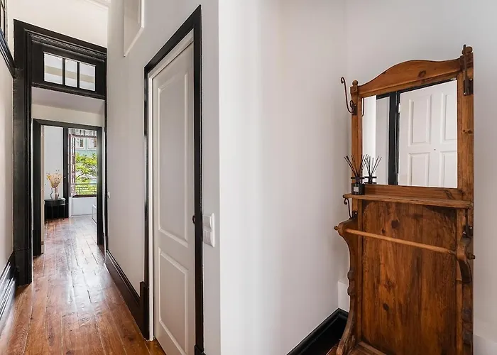 Terraced In The Heart Of - Free Parking Апартаменты