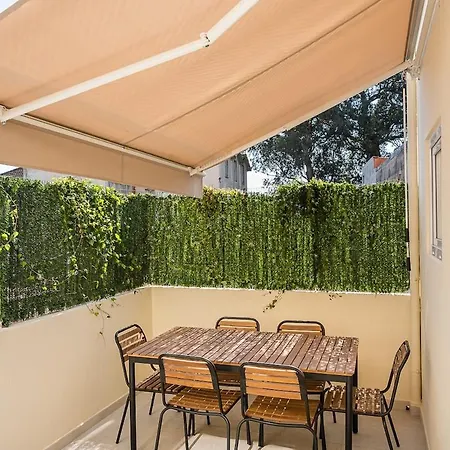 Apartment Terraced In The Heart Of - Free Parking